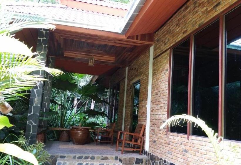 带2个卧室的标准洋房, Khaosok And Spa