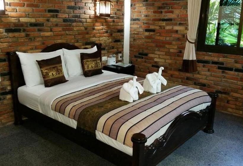 带2个卧室的标准洋房, Khaosok And Spa