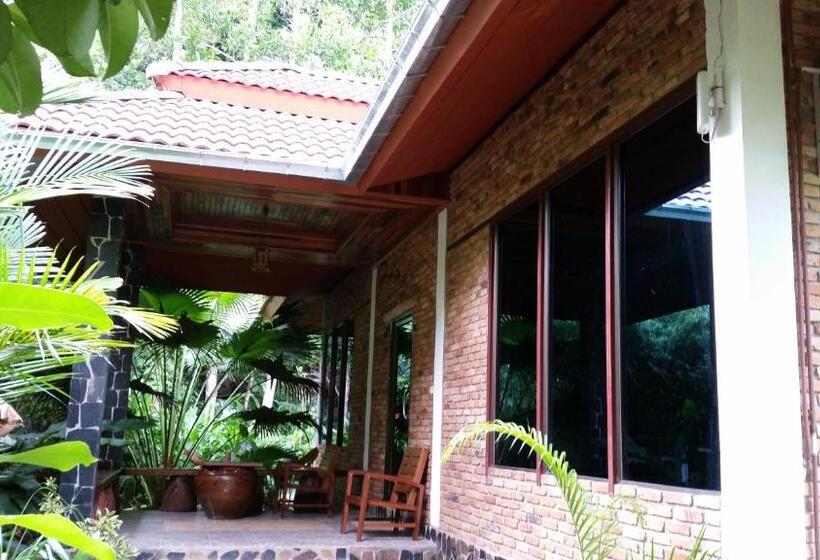 带2个卧室的标准洋房, Khaosok And Spa