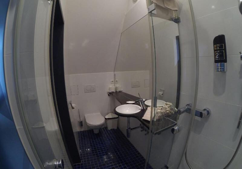 标准单人间, Landgasthof Koechlin