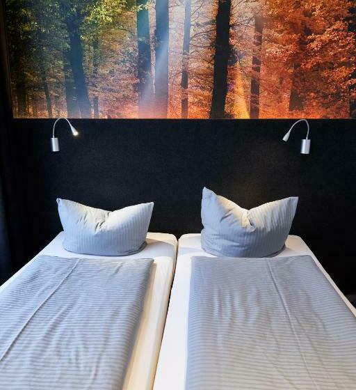 Номер Стандарт, Novitel Hotel Kirchheim   München Messe