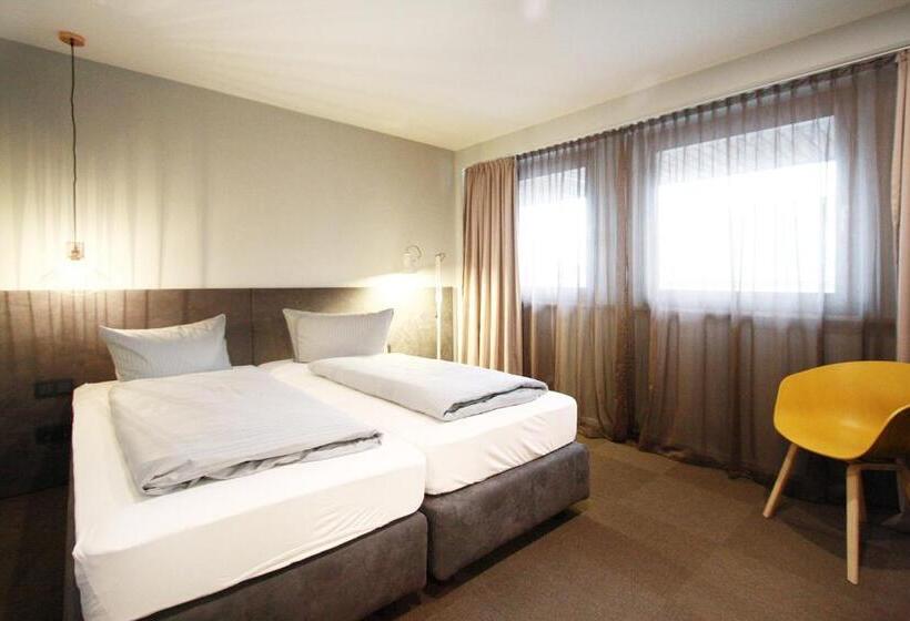 高级客房, Novitel Hotel Kirchheim   München Messe