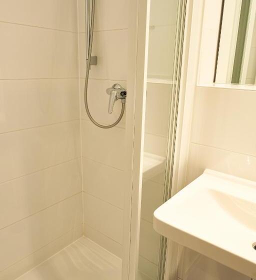 家庭间, Novitel Hotel Kirchheim   München Messe