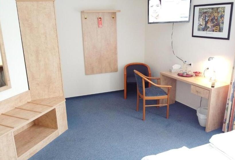 חדר בסיסי, Sorella