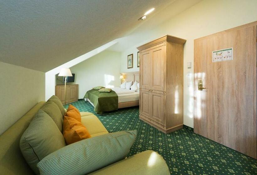 주니어 스위트, Rebstock