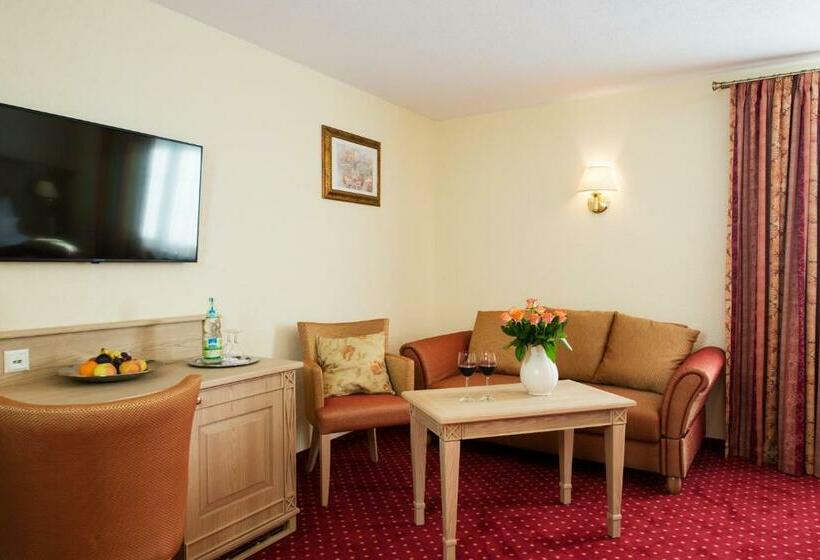 주니어 스위트, Rebstock