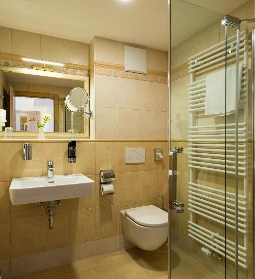 주니어 스위트, Rebstock