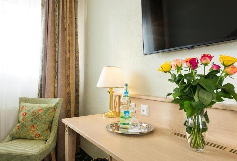 스탠다드 룸, Rebstock