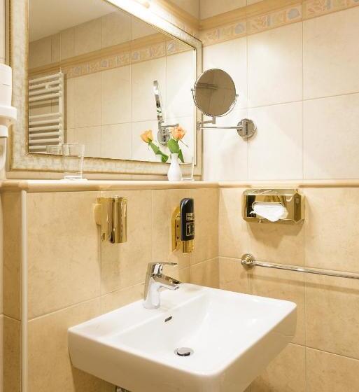 테라스 주니어 스위트, Rebstock