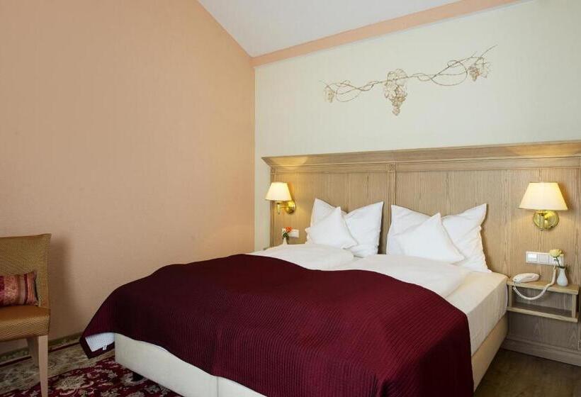 테라스 주니어 스위트, Rebstock