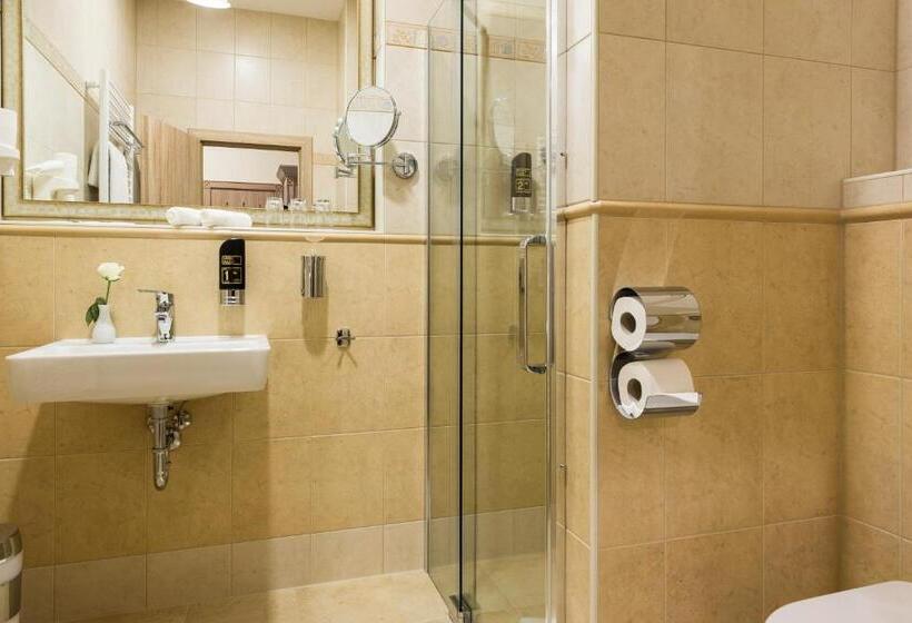 패밀리 스위트, Rebstock