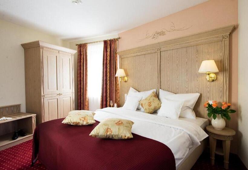 테라스 스위트, Rebstock