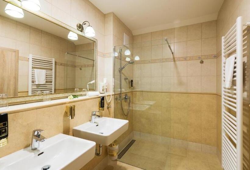 주니어 스위트 발코니, Rebstock