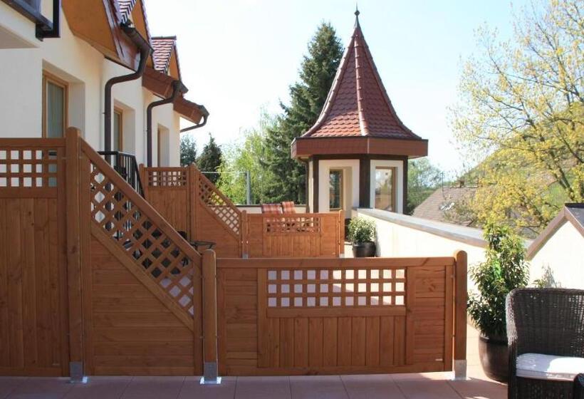 Люкс с Террасой, Rebstock