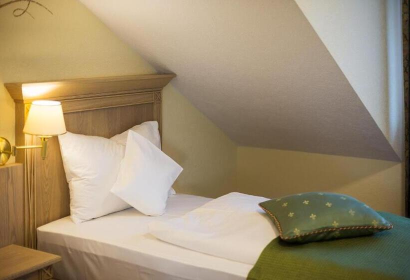 컴포트 룸, Rebstock