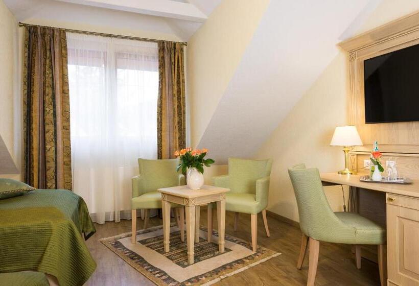 컴포트 룸, Rebstock