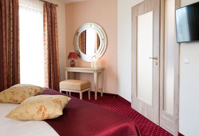 패밀리 스위트, Rebstock