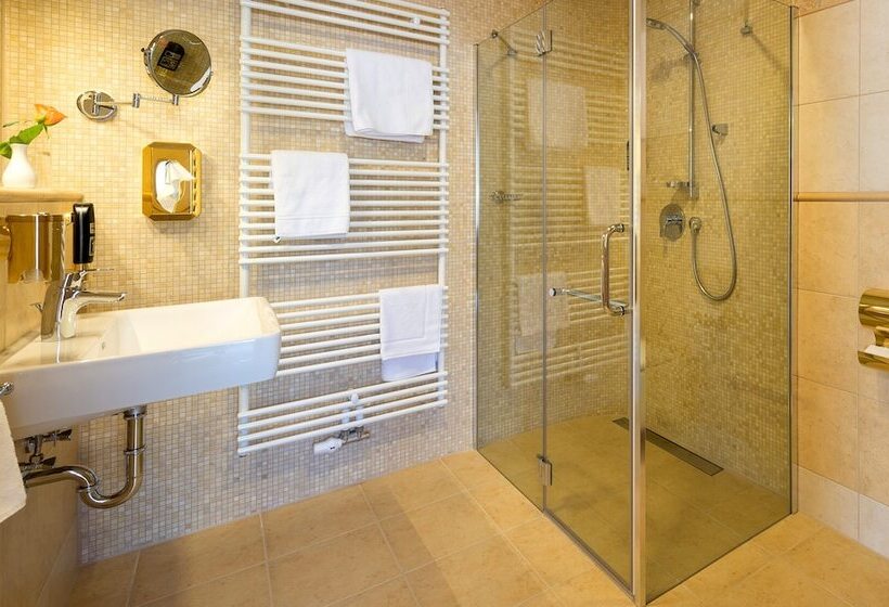 주니어 스위트, Rebstock