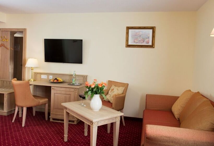 주니어 스위트, Rebstock