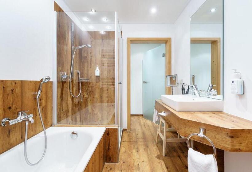 Quarto deluxe, Schlehdorn