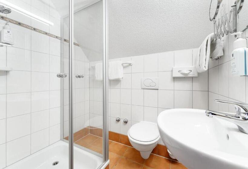 Family Suite, Schlehdorn