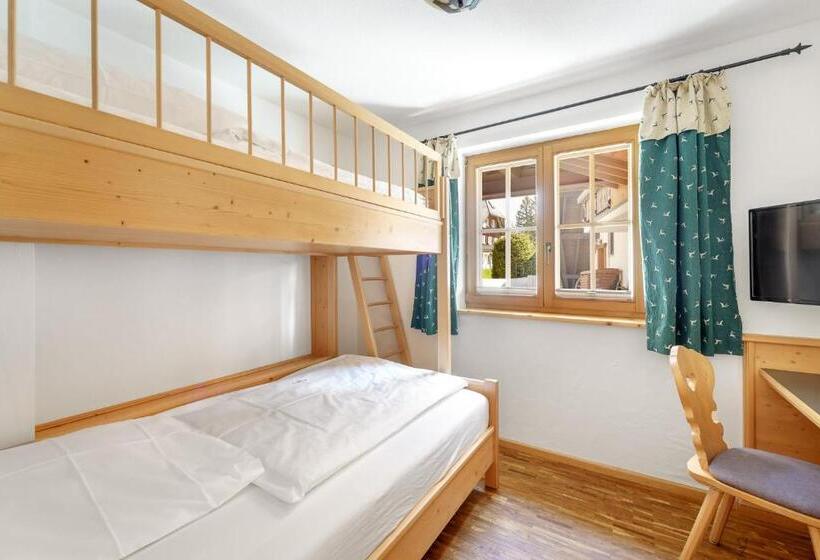 Suite Familiar, Schlehdorn