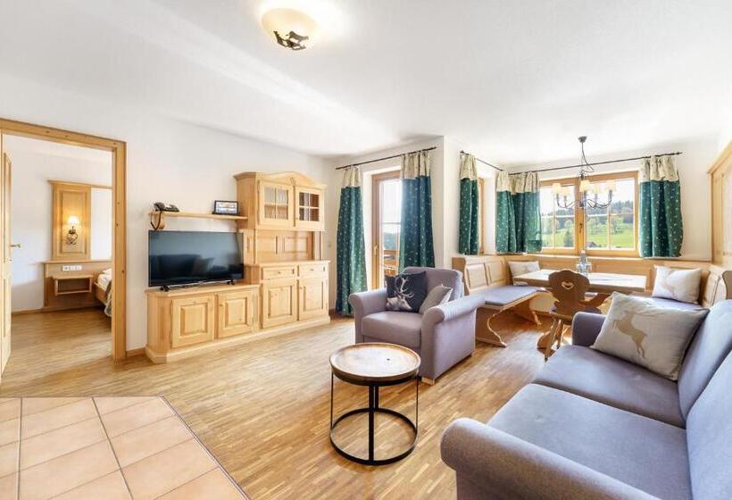 Family Suite, Schlehdorn
