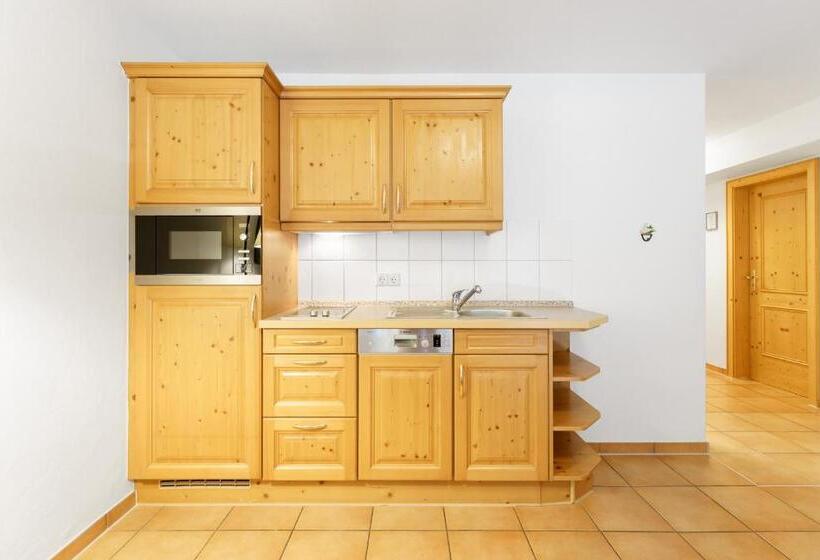 Suite Familiar, Schlehdorn