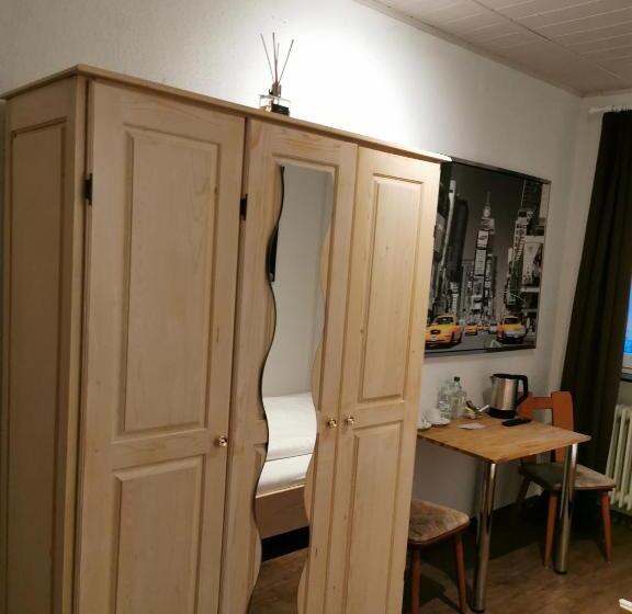 Номер Стандарт, See Lord