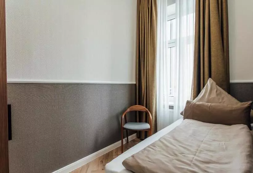 Sviitti Sivuttainen Merinäkymä, Strandhotel Hohenzollern