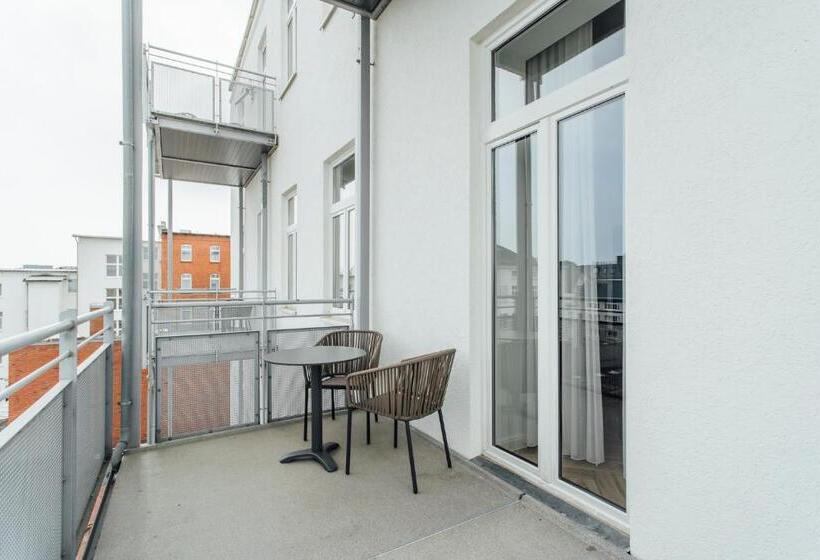 套房侧面可观海景, Strandhotel Hohenzollern