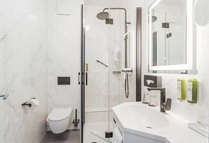 Standard-huone Sisäpuolella, Strandhotel Hohenzollern