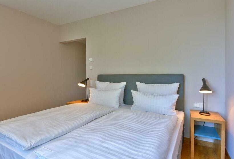 غرفة قياسية, Vogelsburg