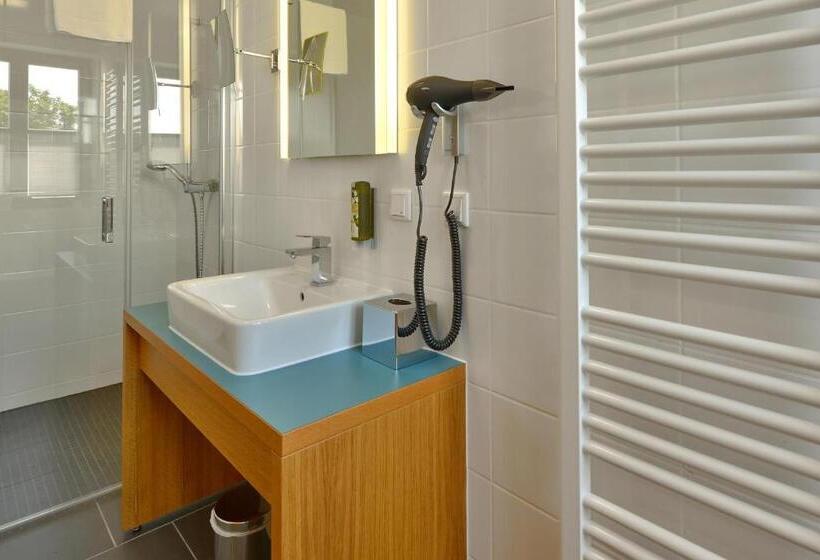 غرفة سوبيريور, Vogelsburg