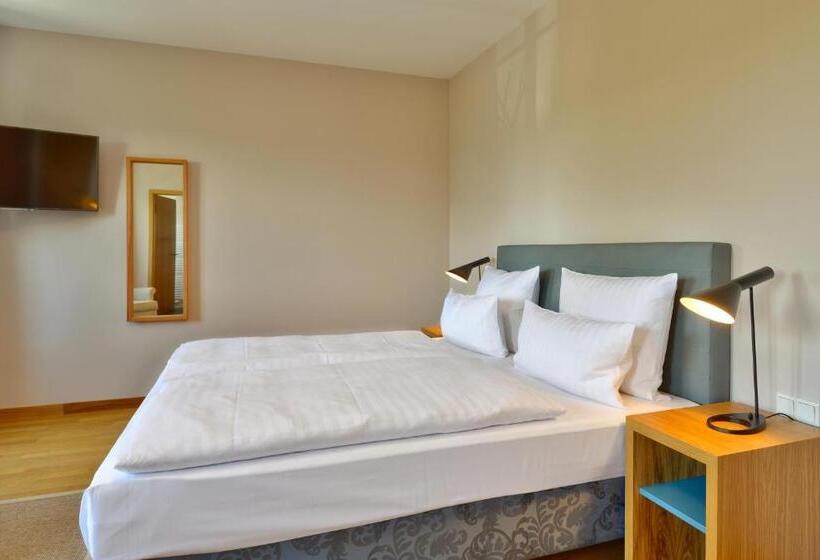 غرفة ديلوكس, Vogelsburg