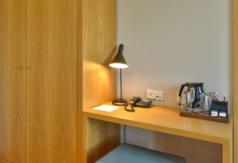 غرفة قياسية, Vogelsburg