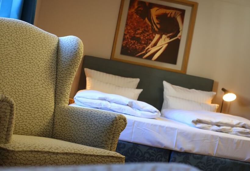 غرفة سوبيريور, Vogelsburg