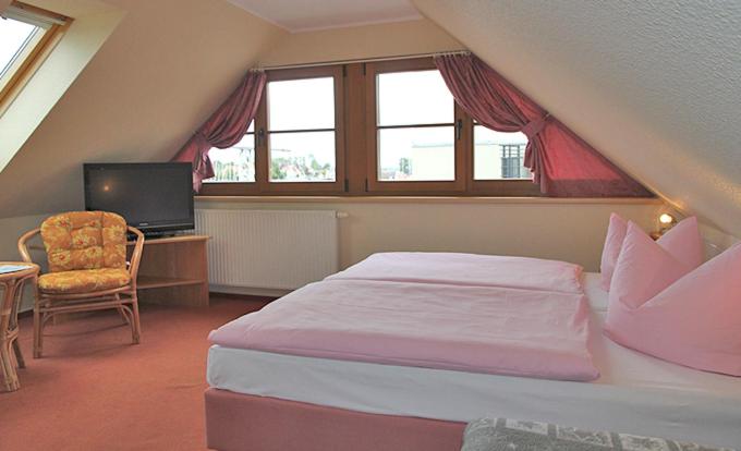 침실 1개 아파트, Zur Brücke