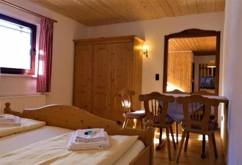 スタンダード4人部屋, Sporthotel Schönau Am Königssee