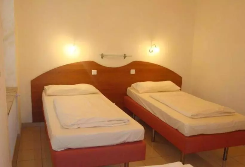 スタンダードトリプルルーム, Stadthotel Passau
