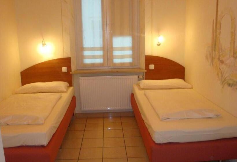 スタンダードシングルルーム, Stadthotel Passau
