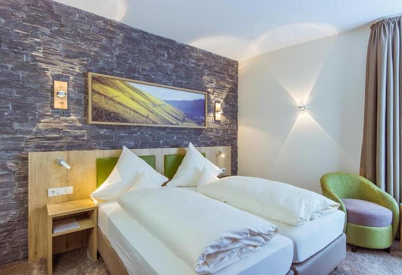 Номер бизнес-класса, Weinberghotel Nalbach