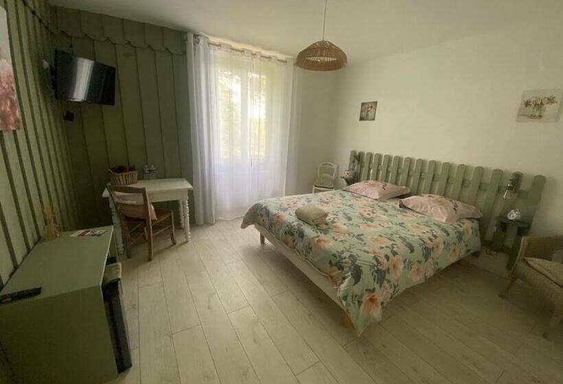 Номер Стандарт Совместная Ванная, Maison Lacourrège