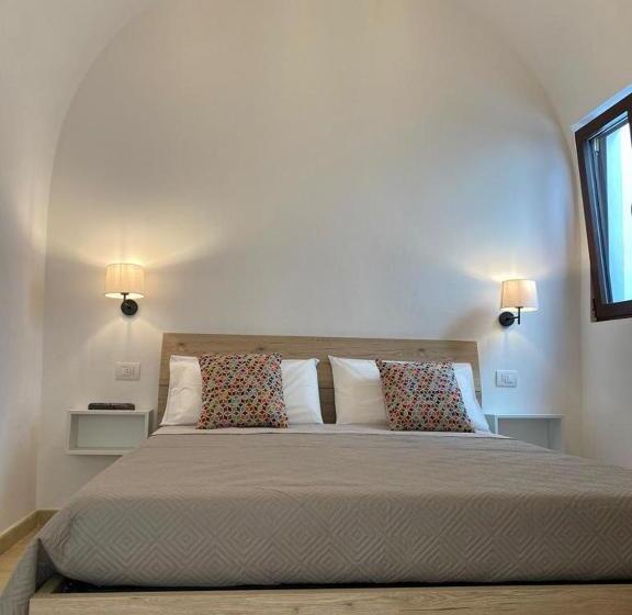 חדר סטנדרט לארבעה, Nonna Cia