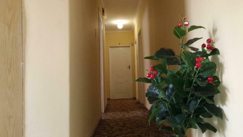 Номер Стандарт, Ojong S Court Kraaifontein