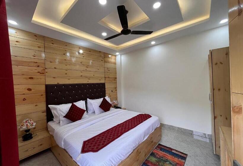 Номер Deluxe, Nature Heaven Lodge, Mussoorie
