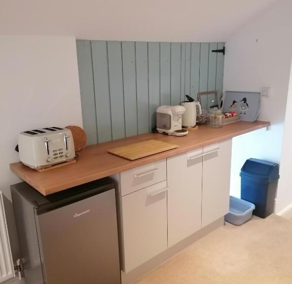 חדר סטנדרט עם מיטת קינג, The Prince Of Wales