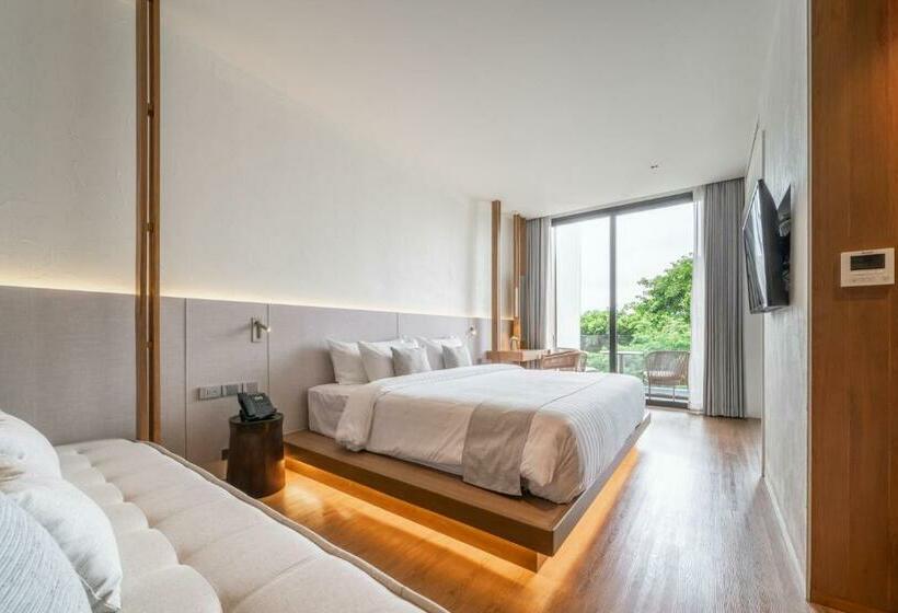 Deluxe room with river view, Riva Vista Riverfront Resort Chiangrai