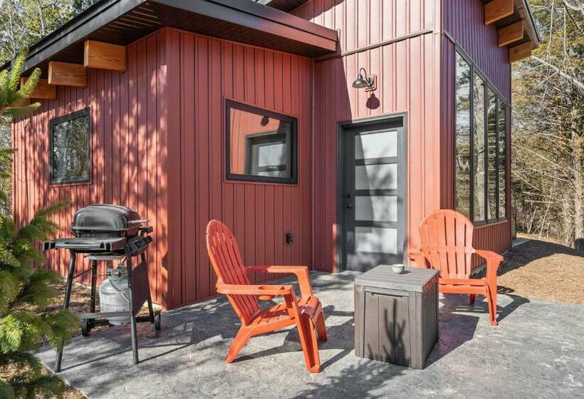 غرفة قياسية سرير كينج, Whispering Pines   Lakeside