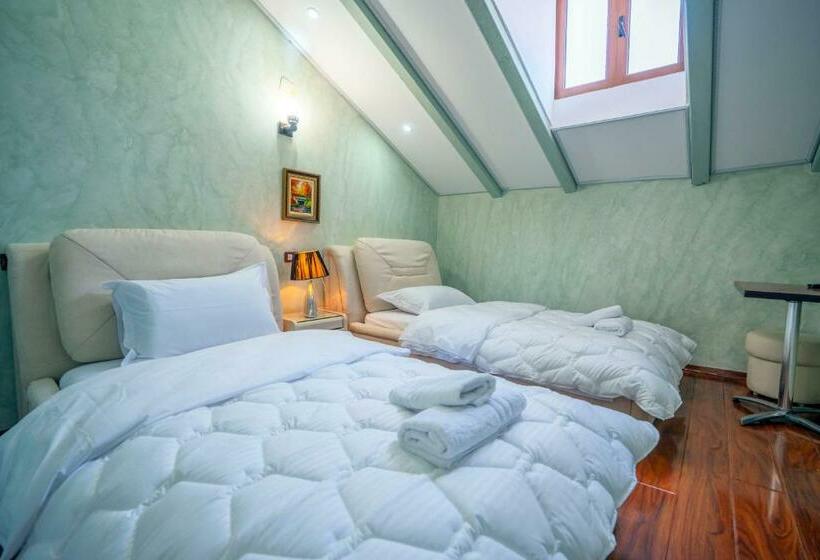 スタンダードルーム, Zobo